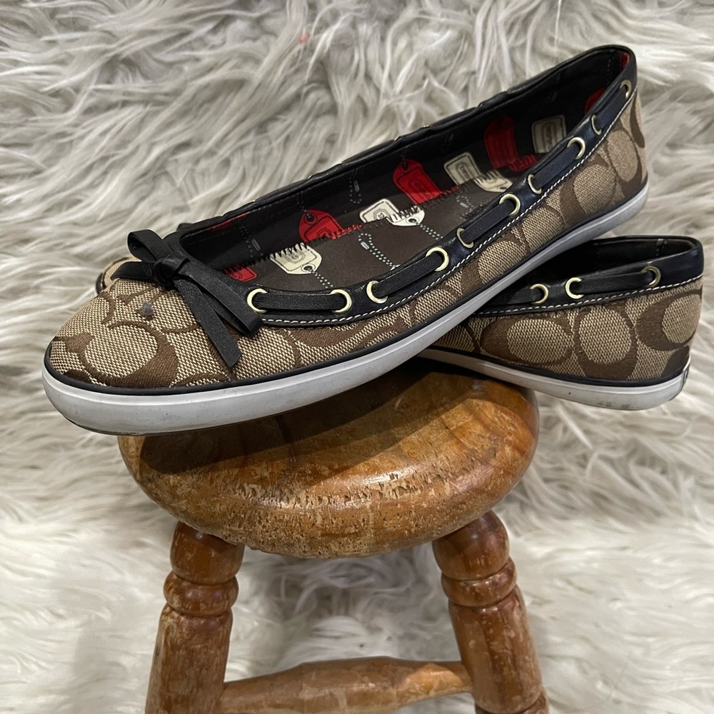 Coach Flats Like New In Box Size:9